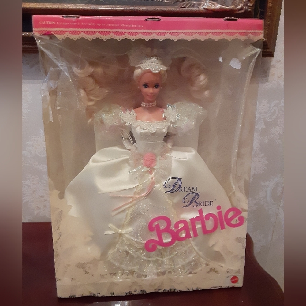 NEW Dream Bride Barbie Doll 1991 Edition